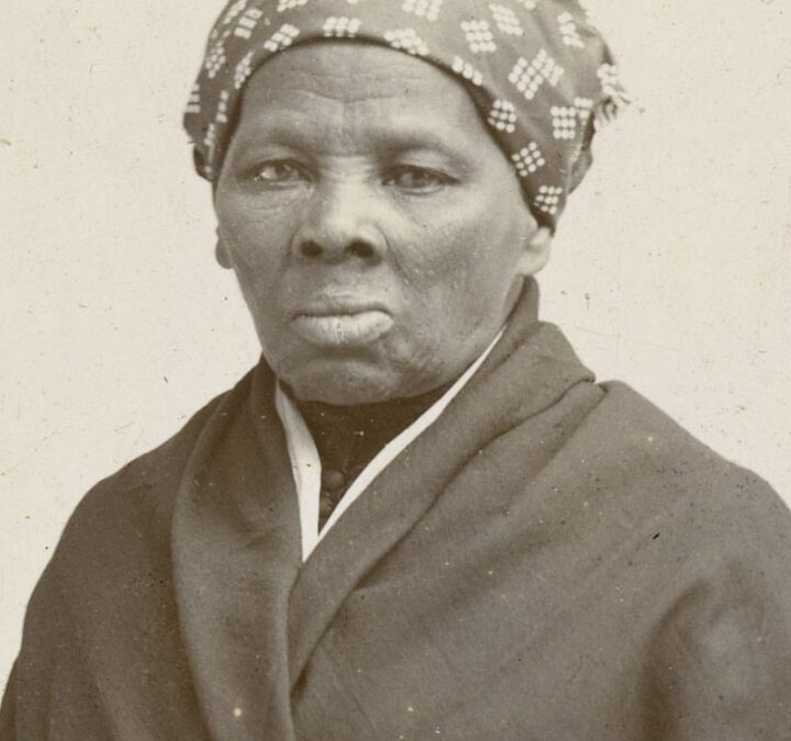 Harriet Tubman miniature- maroons.black