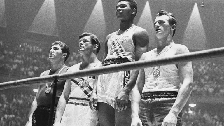 Mohamed Ali 1960 medaille Olympique maroons.black